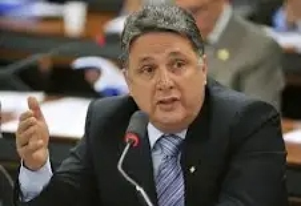 Garotinho pré-candidato? STF julga recursos por fraude eleitoral