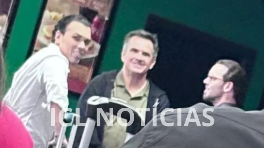 Ciro Nogueira tinha grupo de WhatsApp com investigados na máfia dos combustíveis, diz revista