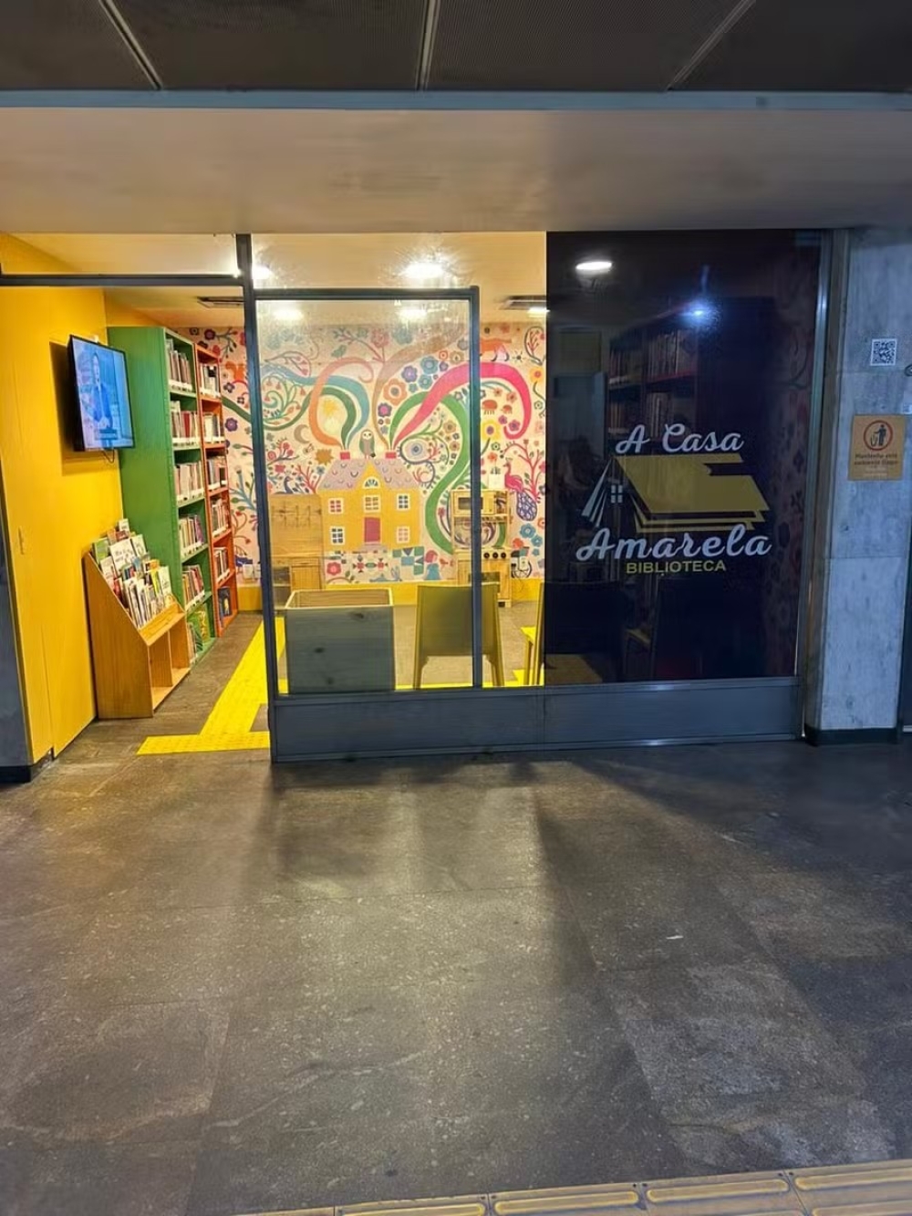 Biblioteca popular 'A Casa Amarela' será inaugurada na estação Cinelândia do MetrôRio