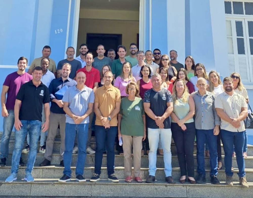 Governo do Estado avança com o Programa RJ Digital Municípios em Cambuci