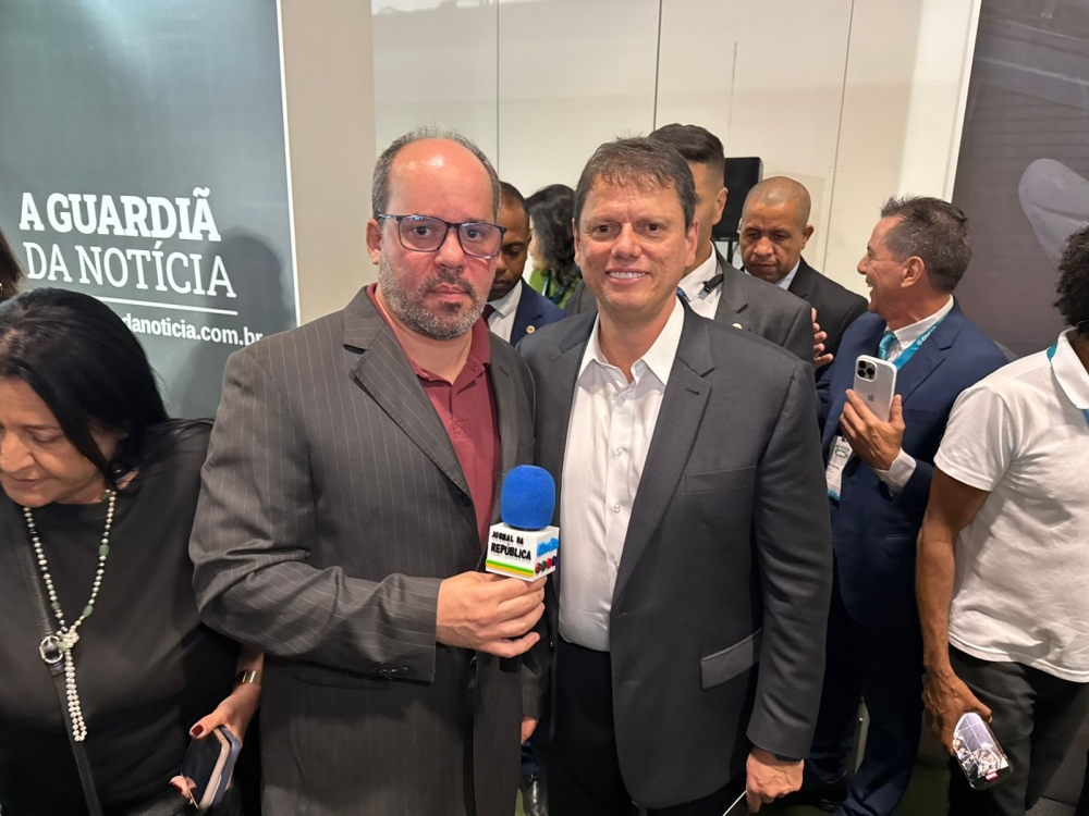 Tarcísio de Freitas e Ricardo Nunes comemoram decisão da Aneel sobre a Enel em SP