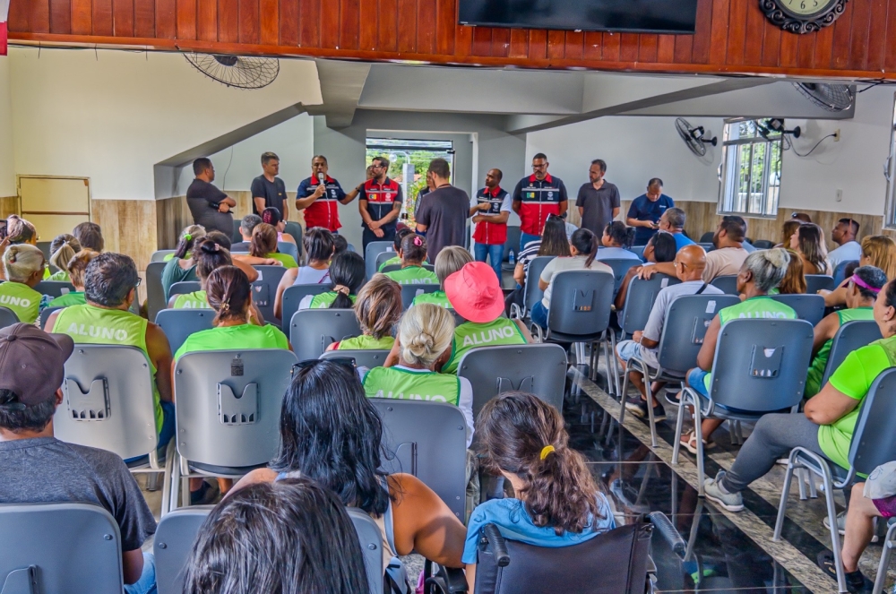 Itaguaí: reunião comunitária com prefeito acontece no Chaperó 