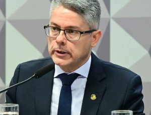 Campos Neto falta pela terceira vez à CPI do Crime Organizado e aumenta pressão no Senado