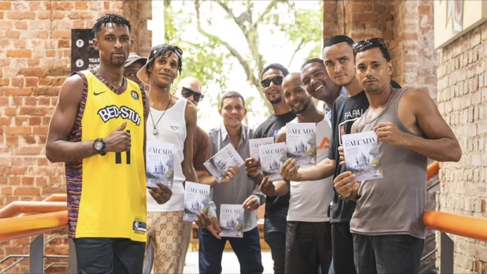 Poesia de pessoas em situação de rua é atração no Parque Glória Maria