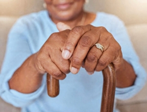 Discriminação contra idosos pode gerar multa e punições mais rígidas no Rio de Janeiro