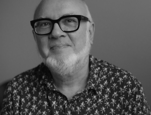 Após quatro livros de poesia e um de crônicas, Cesar Garcia Lima estreia na ficção com contos sobre diversidade e deslocamento