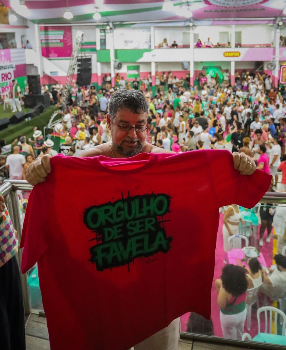 Junior Mangueira é exonerado da chefia de gabinete da Prefeitura de Maricá em meio a acusações de ataques à presidenta da escola