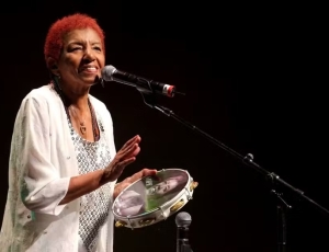 A maior festa do Santo Guerreiro do Rio: Festa de São Jorge no Casarão do Firmino vai ter show de Leci Brandão na quinta-feira, 23 de abril