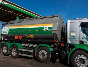 Projeto propõe reestatização da distribuição de combustíveis e gás no Brasil