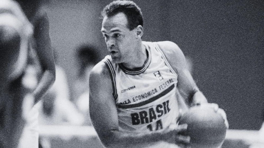Morre Oscar Schmidt, o maior da história do basquete brasileiro