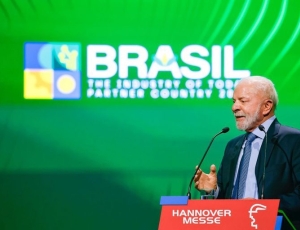 'Um novo paradigma de desenvolvimento requer um multilateralismo justo e equilibrado', diz Lula em Hanôver