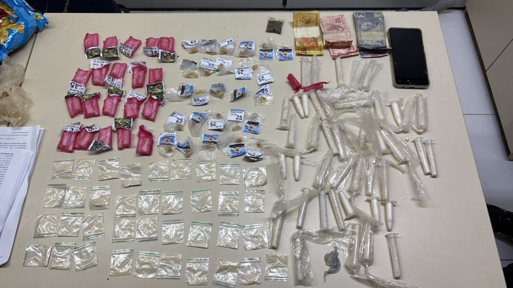 TRAFICANTE É PRESO EM BÚZIOS APÓS AÇÃO DA 127ª DP