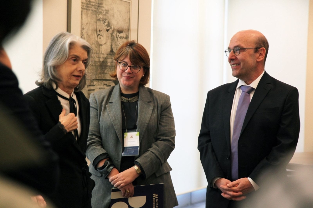 Pacto pela Democracia entrega carta em defesa da integridades das eleições para ministra Cármen Lúcia