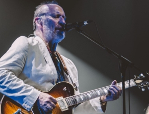 Men At Work, referência mundial no cenário pop rock dos anos 80, chega ao Brasil em 2026 para turnê