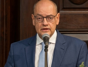 GESTÃO DE RICARDO COUTO FAZ GASTOS DO TJ-RJ COM PENDURICALHOS SALTAREM QUASE 80%