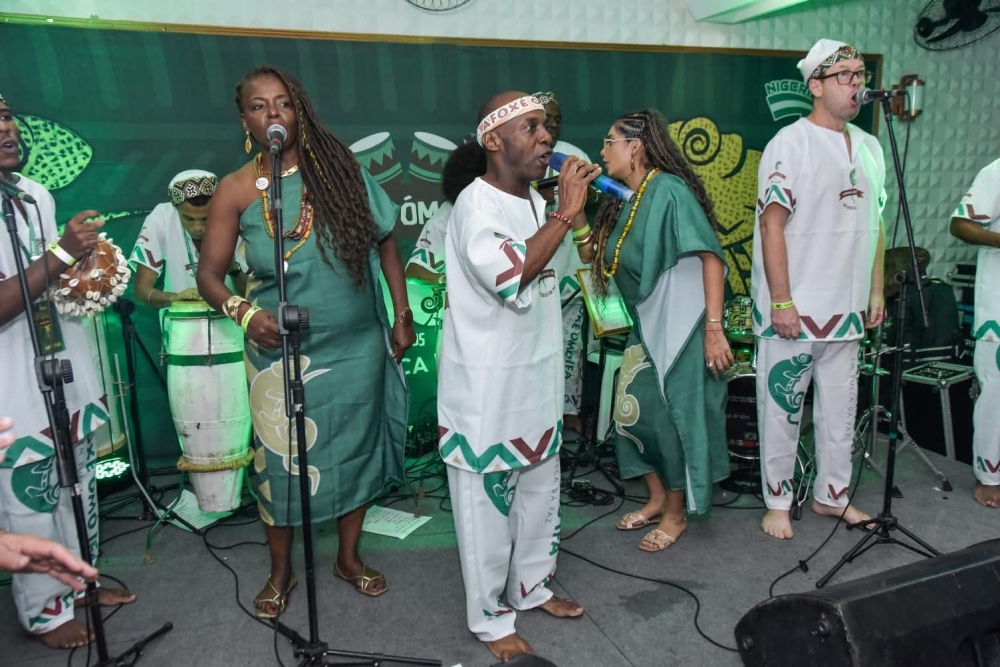 Afoxé Omo Ifá realiza mais um desfile com feijoada para celebrar São Jorge