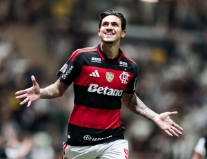 Flamengo goleia o Atlético-MG na Arena MRV e chega a 4ª vitória seguida no Brasileirão