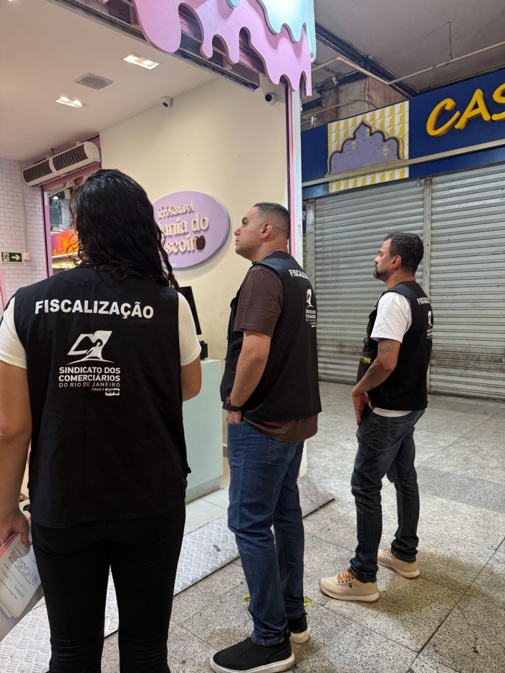 Fiscalização do Sindicato dos Comerciários do Rio autua mais de 190 lojas no feriado estadual de São Jorge