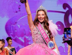 Chloé Piacentini conquista o reinado absoluto em concurso infantil no Miss Brasil
