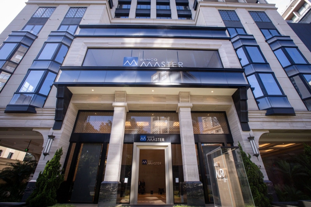 Bolsomaster: escândalo atinge o núcleo da direita e amplia tensão política