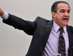 STF aceita denúncia e coloca Silas Malafaia no banco dos réus por falas contra militares