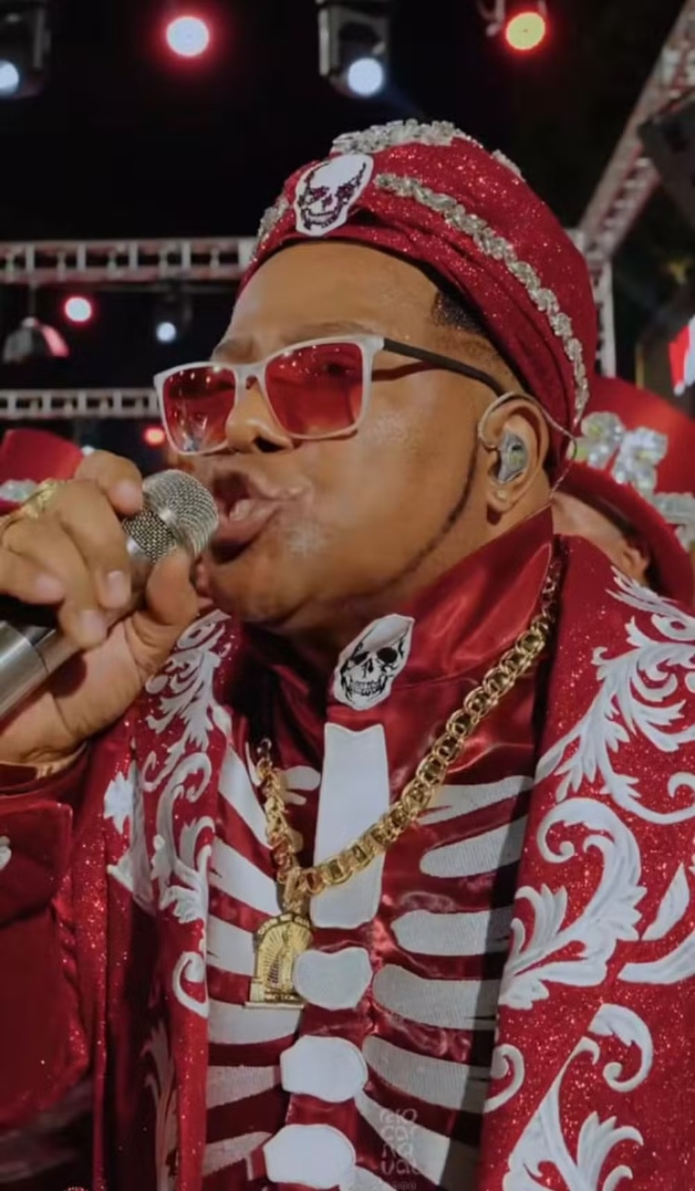 Nesta quinta-feira (30), véspera de feriado estreia a Roda de Samba do Wander Pires no Casarão do Firmino