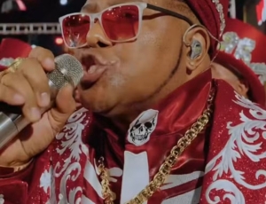 Nesta quinta-feira (30), véspera de feriado estreia a Roda de Samba do Wander Pires no Casarão do Firmino