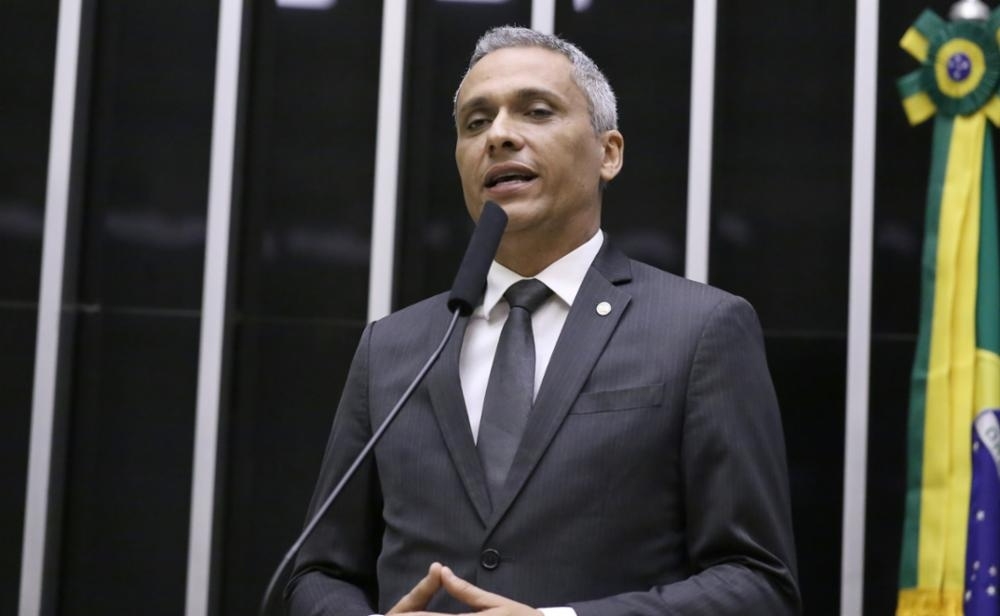 STF torna deputado Gustavo Gayer réu por ‘injúria’ contra Lula