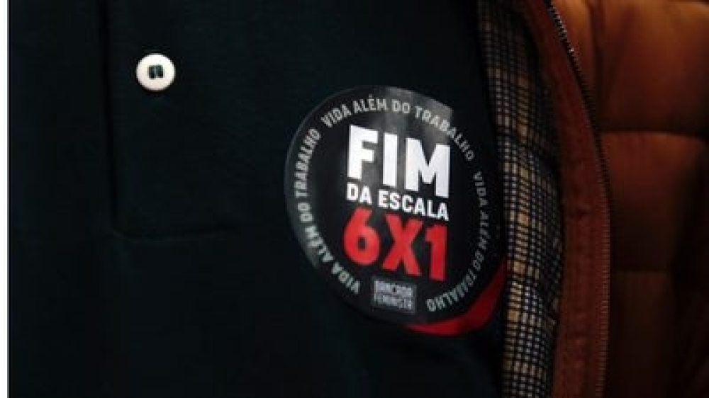 Lula anuncia pacote que dá desconto em dívidas da população e que barra gasto em bets