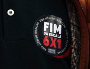 Lula anuncia pacote que dá desconto em dívidas da população e que barra gasto em bets
