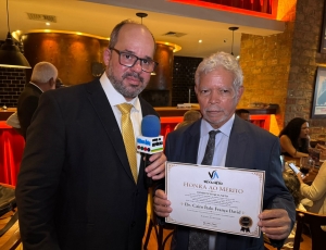 Desembargador Cairo Ítalo recebe homenagem do Instituto Silva Neto em evento que reúne lideranças do Rio