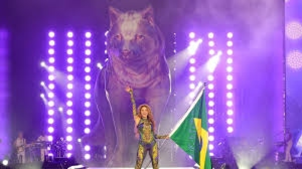 Shakira em Copacabana: quando a lei eleitoral brasileira vira ficção jurídica