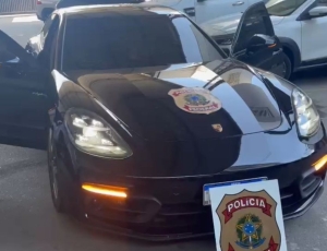 Porsche do deputado Thiago Rangel é apreendido pela PF em operação no Rio