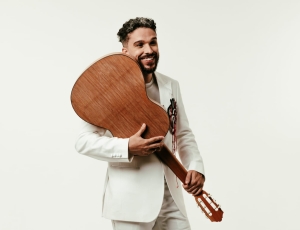 Nova aposta da MPB e do samba jazz, Thiago da Lira estreia com projeto autoral sobre identidade e recomeços