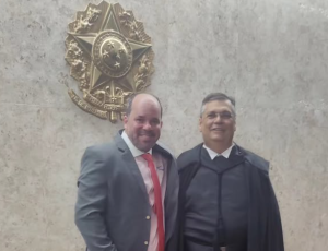 Dino diz que pagamento de novos penduricalhos está proibido
