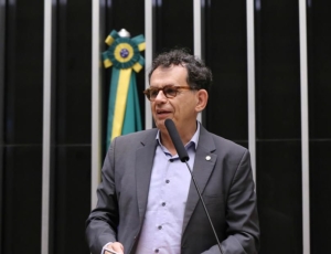 Reimont defende direitos autorais na regulamentação da IA