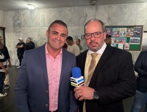 André das Clínicas: Pré-candidato estadual defende acesso universal à medicina e trabalho comunitário como caminhos para transformação