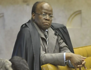 Joaquim Barbosa se filia ao DC e deve disputar a Presidência da República em 2026