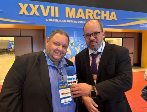 Anderson Geraldo, Prefeito de Barroso (MG) denuncia 'pautas bombas' do Congresso que destroem orçamentos municipais e impedem políticas públicas locais