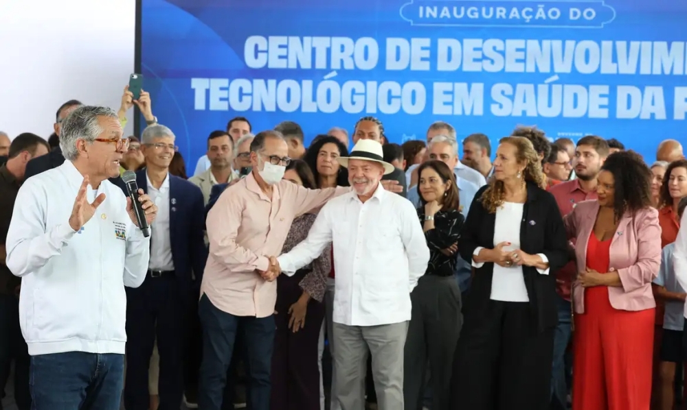 'Fazer o povo ter o mesmo tratamento do presidente', diz Lula, ao inaugurar centro de tecnologia em saúde da Fiocruz