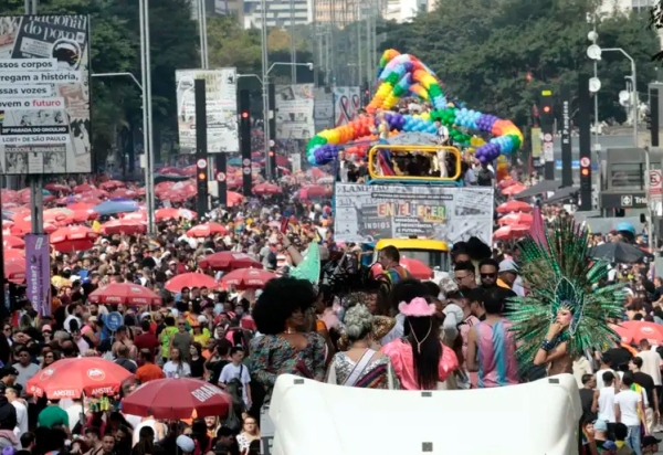 PL que veta criança em evento LGBTQIA+ é inconstitucional, diz jurista