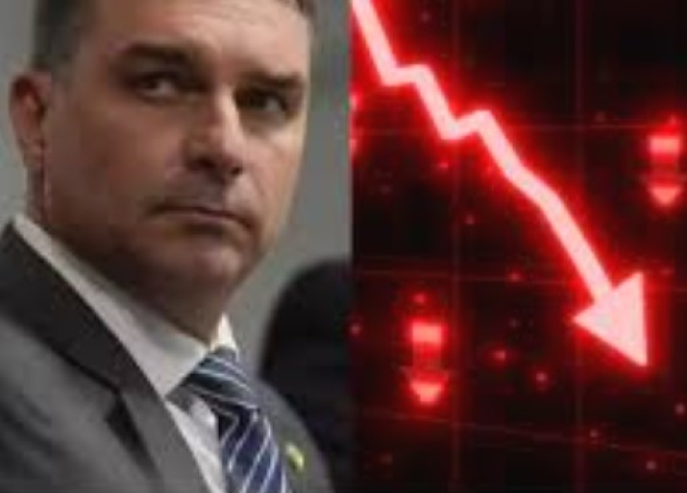 PF envia parecer à PGR e Flávio Bolsonaro pode ser investigado por relação com Vorcaro