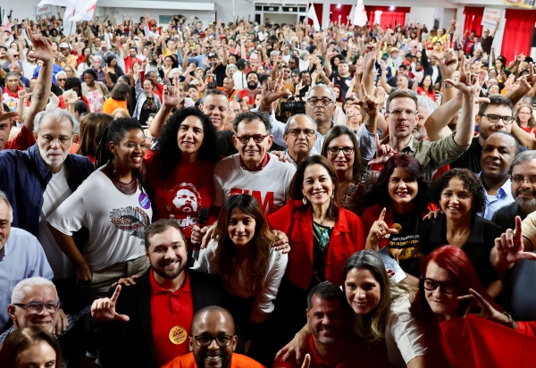 Reimont reúne mais de 2,5 mil pessoas em lançamento de pré-candidatura a deputado federal