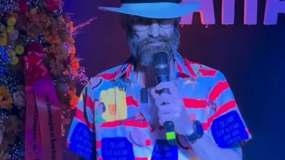 Com roda de samba e show de rock, advogado com câncer terminal festeja a vida no próprio velório em Campo Grande 