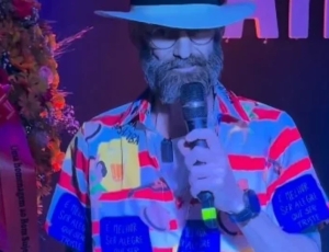 Com roda de samba e show de rock, advogado com câncer terminal festeja a vida no próprio velório em Campo Grande 