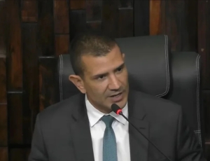 Fux rejeita pedido de Douglas Ruas para assumir governo interino do Rio de Janeiro