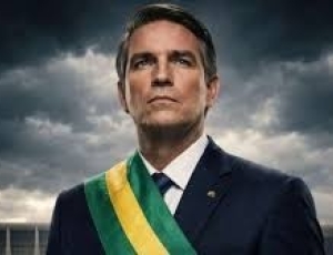 Polícia apreende celular de produtora ligada a filme sobre Bolsonaro durante investigação de contrato milionário da Prefeitura de São Paulo
