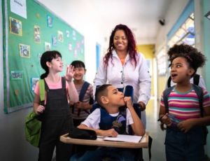Lei garante prioridade para alunos com deficiência na escolha de escolas estaduais no RJ*