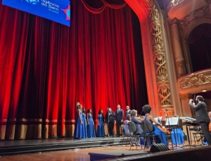 Agência do Bem celebra 20 anos com evento no Theatro Municipal do Rio de Janeiro
