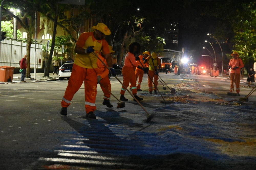 Companhia de Limpeza de Niterói realiza operação especial no feriado de Corpus Christi